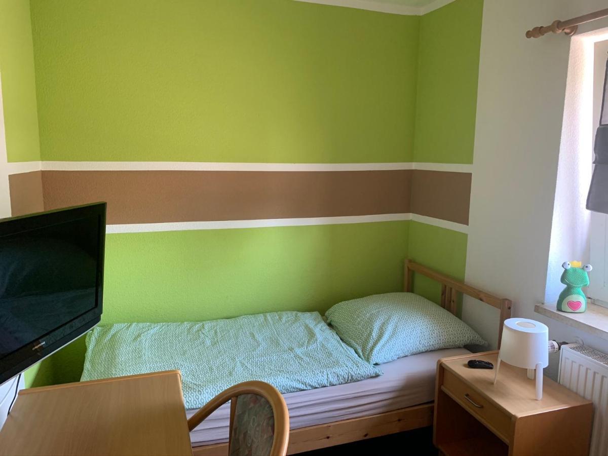 Hotel Zur Schleuse ดาทเทล์น ภายนอก รูปภาพ
