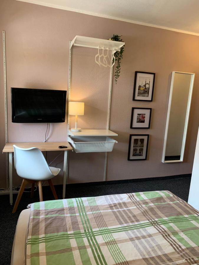 Hotel Zur Schleuse ดาทเทล์น ภายนอก รูปภาพ
